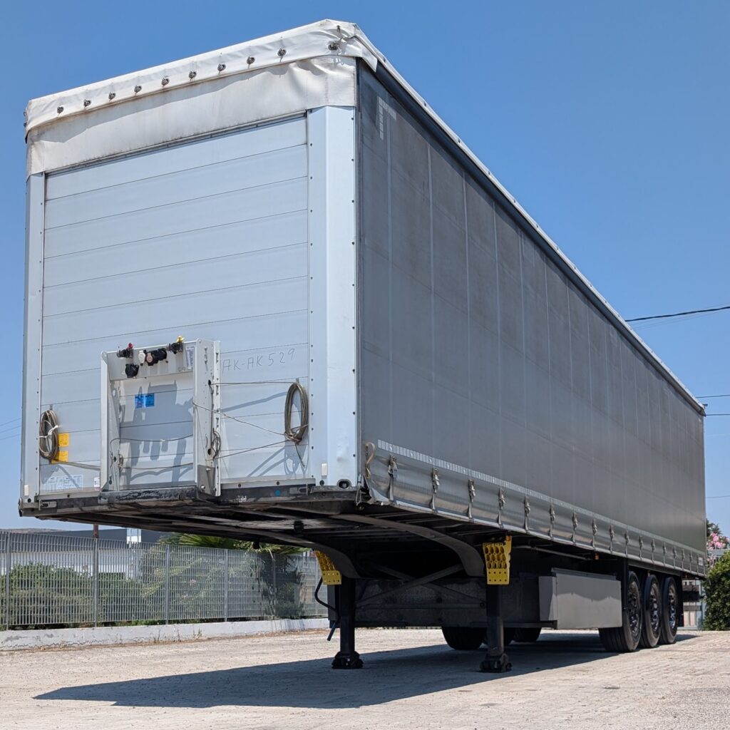 Κουρτίνα Schmitz Cargobull 2018 (2)